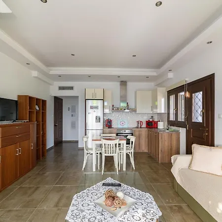 Apartament Mansion Chalatsopoulos Wolos