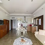 Apartment Mansion Chalatsopoulos Volos