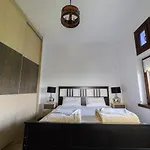 Apartment Mansion Chalatsopoulos