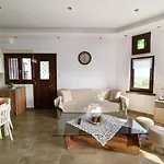 Mansion Chalatsopoulos * Volos
