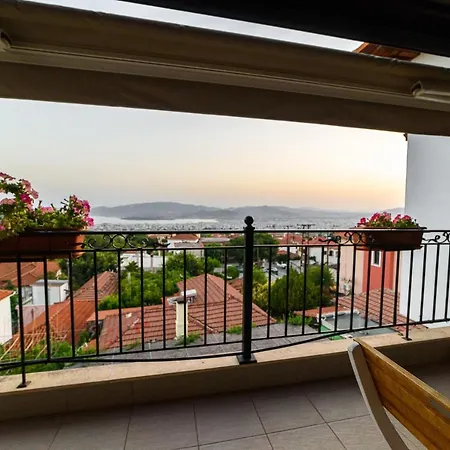 Mansion Chalatsopoulos Daire *