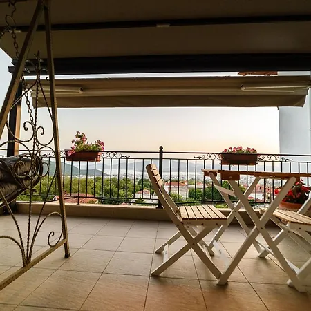 Mansion Chalatsopoulos Daire Golos